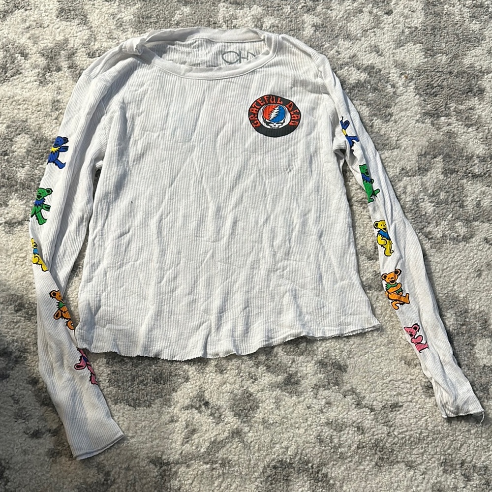 Chaser women’s small White Long Sleeve Shirt with Colorful Grateful Dead